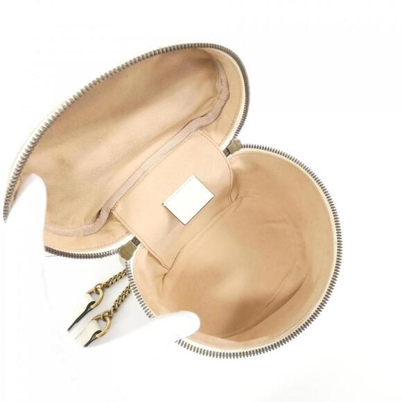 GUCCI White GG Marmont Backpack - Picture 8 of 8